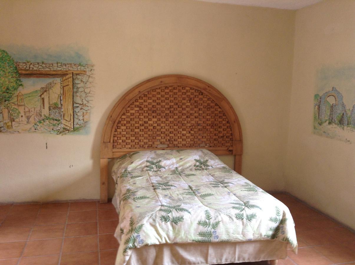 Hotel Los Faroles Catorce ภายนอก รูปภาพ