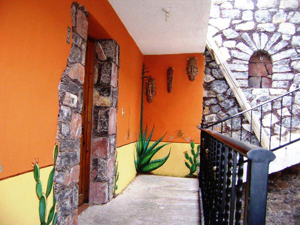 Hotel Los Faroles Catorce ภายนอก รูปภาพ